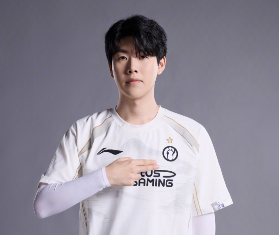 的赛季中有 的赛季中有